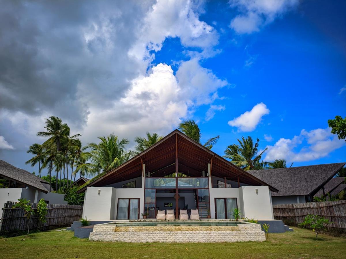 The Club Villas Lombok Sekotong Buitenkant foto