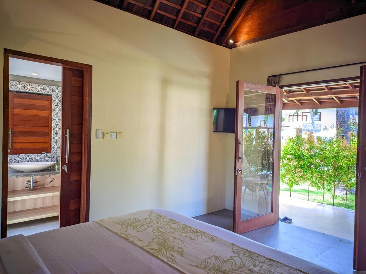 The Club Villas Lombok Sekotong Buitenkant foto