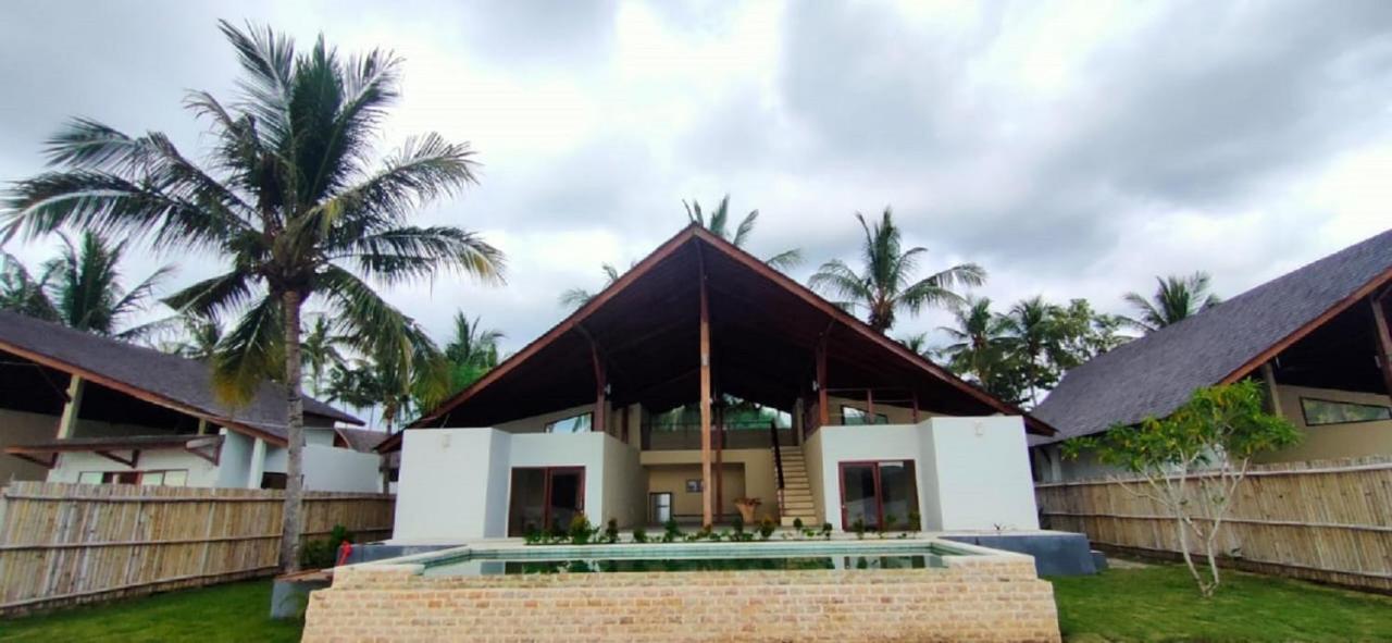 The Club Villas Lombok Sekotong Buitenkant foto